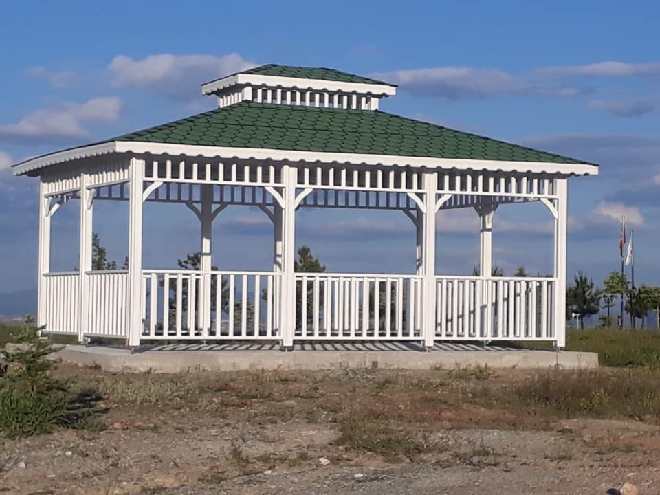 Garden Mobilya ahşap kamelya